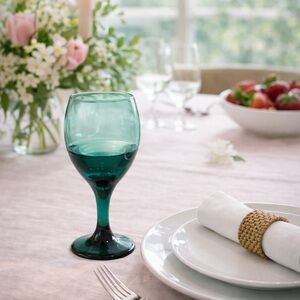 Vintage Libbey Juniper Green Teardrop Goblets 4 with Gold Rim 4 without Gold (8)